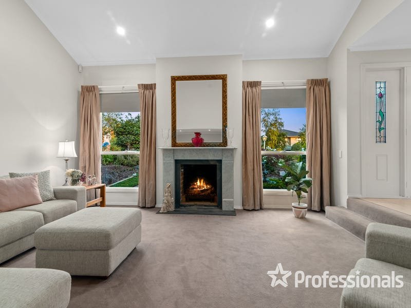 20 Hilledge Lane, Mooroolbark image 2