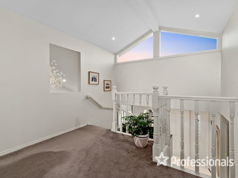 20 Hilledge Lane, Mooroolbark image 11