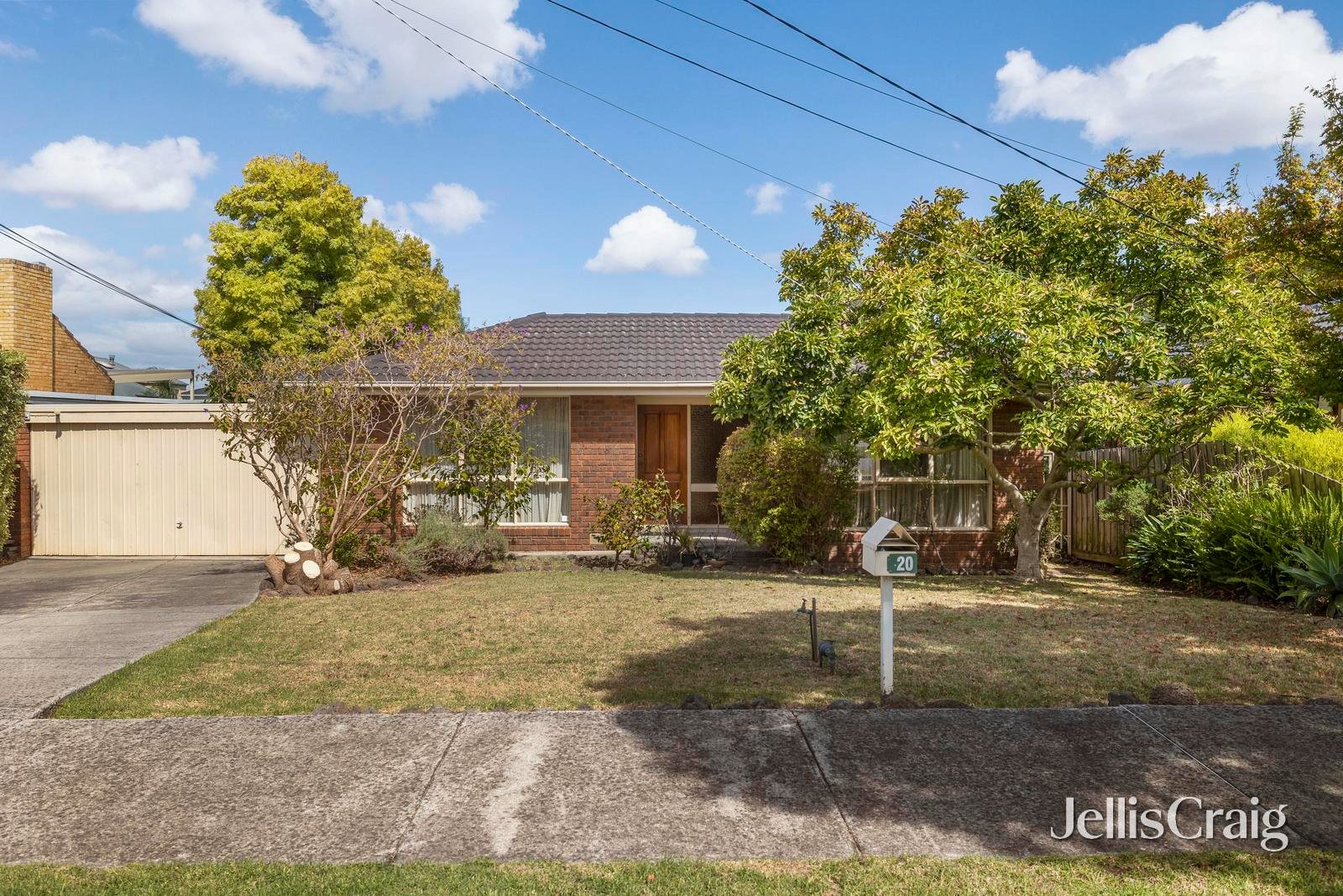 20 Hillside Road, Mount Waverley image 1