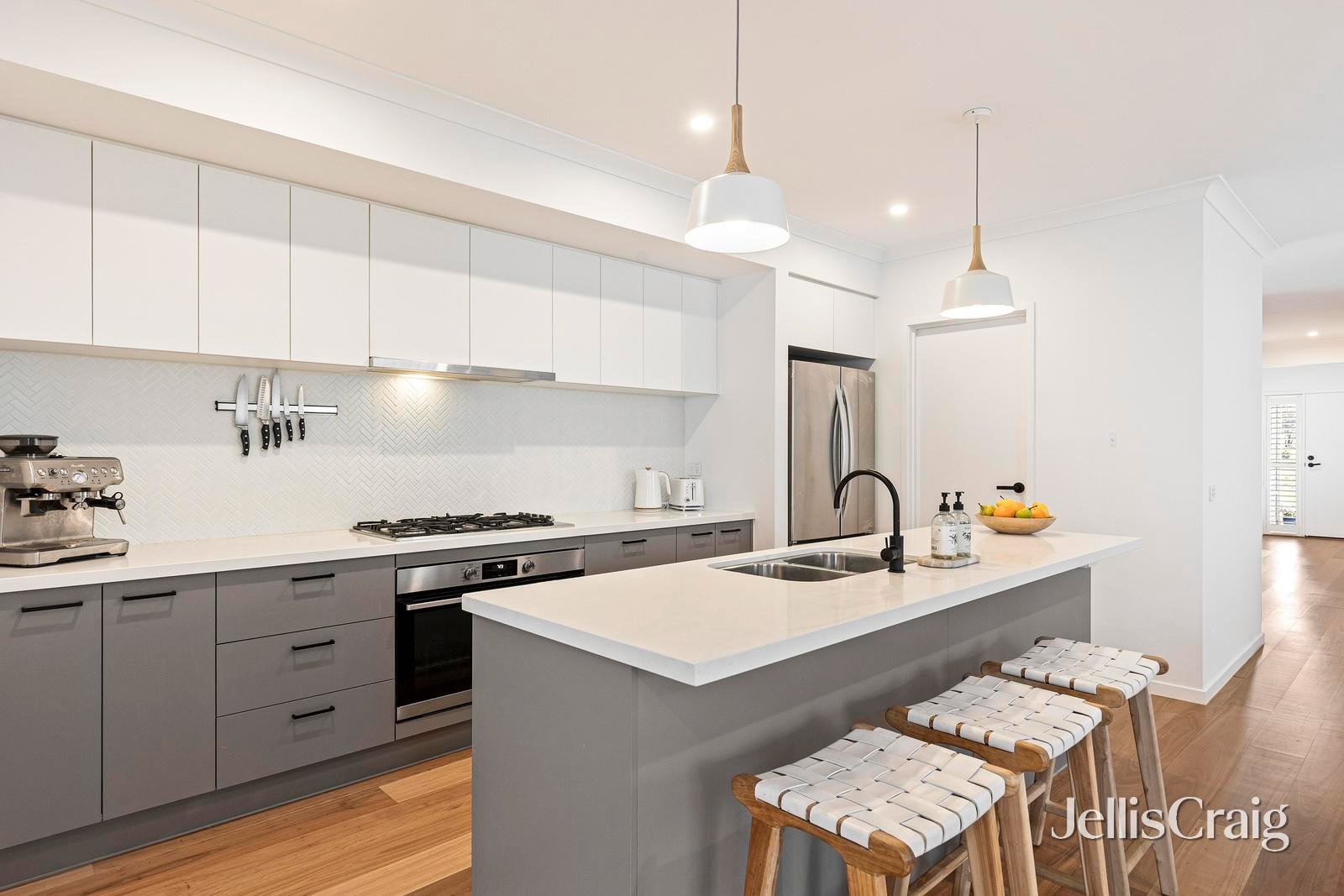 20 Honour Avenue, Lilydale image 6