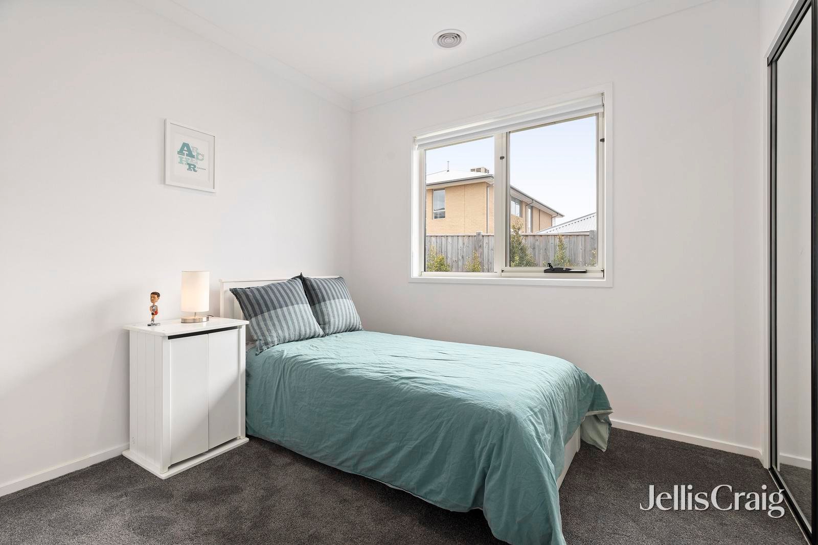 20 Honour Avenue, Lilydale image 11