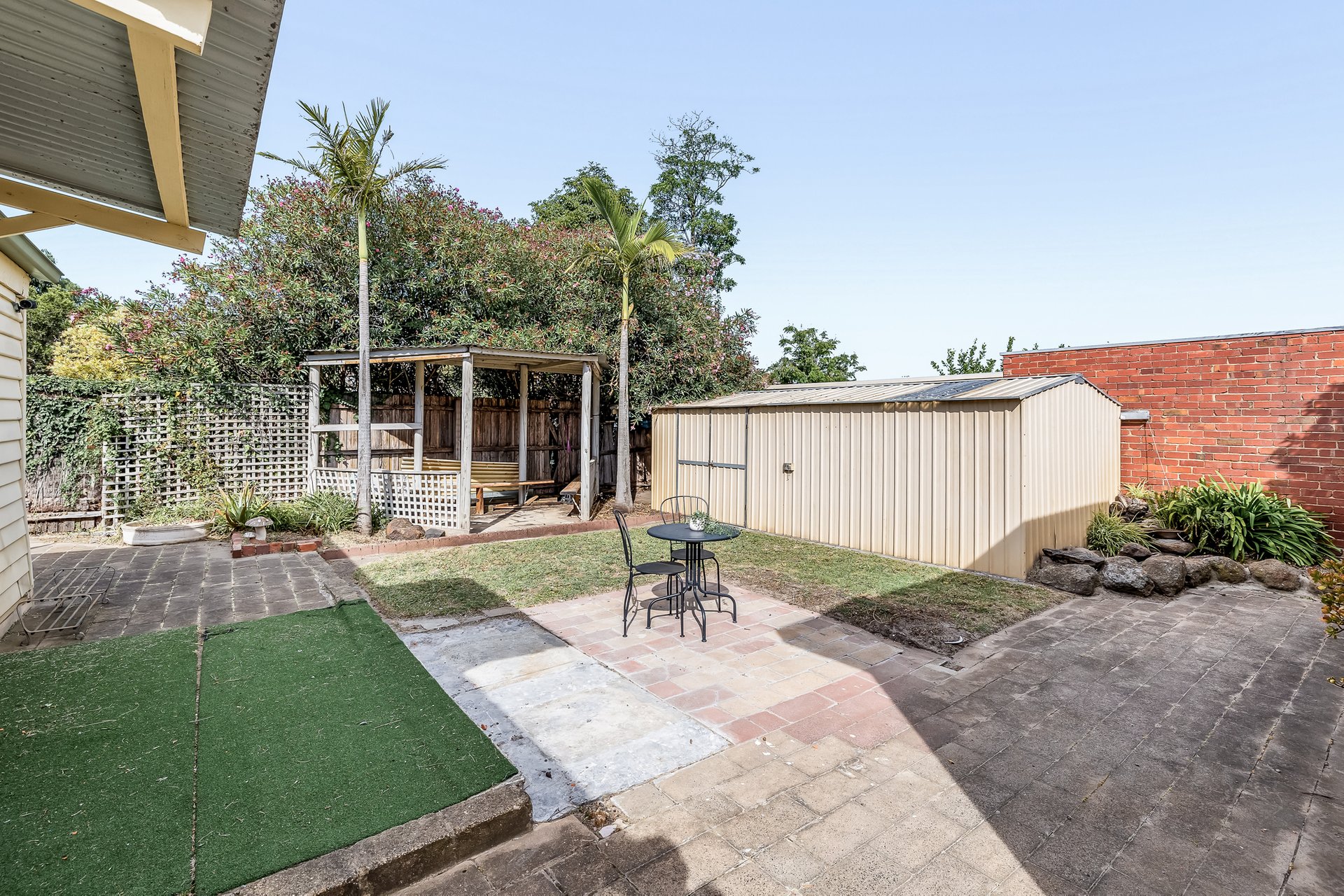 Property Gallery Thumbnail 16