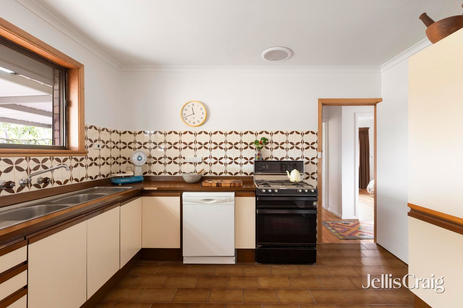 20 James Street, Fawkner image 3