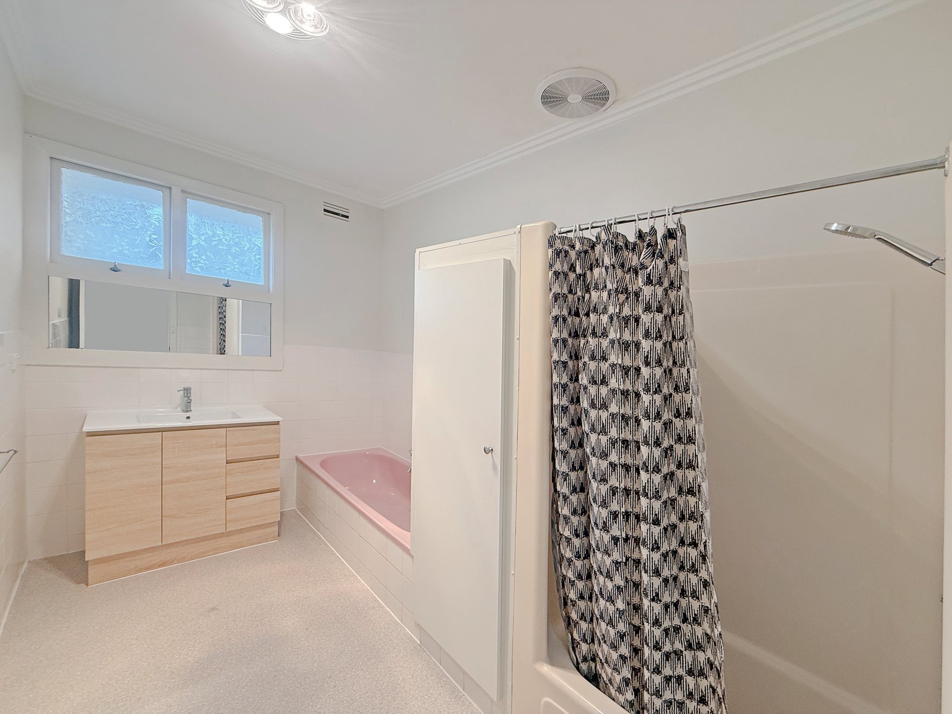20 Jedda Street, Bell Post Hill image 6