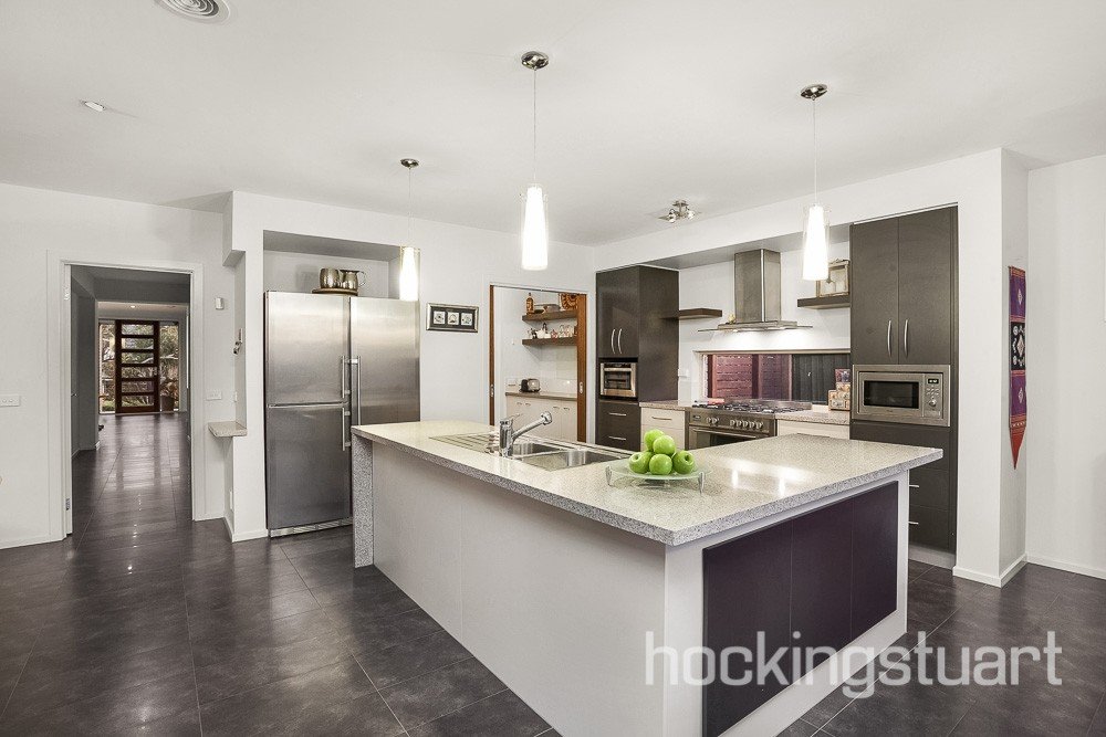 20 Jellicoe Street, Box Hill South image 6