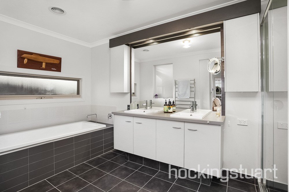 20 Jellicoe Street, Box Hill South image 7