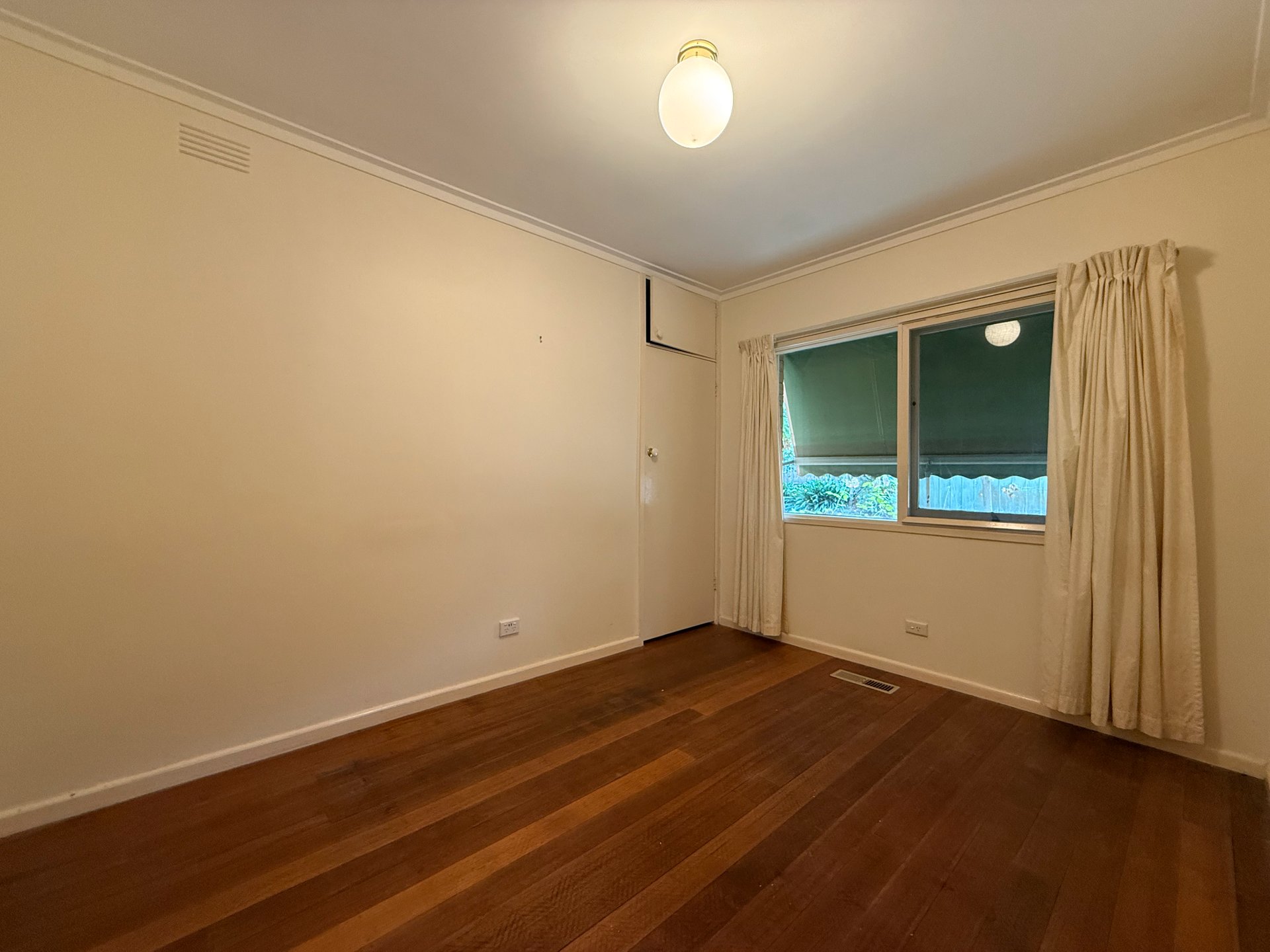 20 Kennedy Avenue, Ringwood image 8