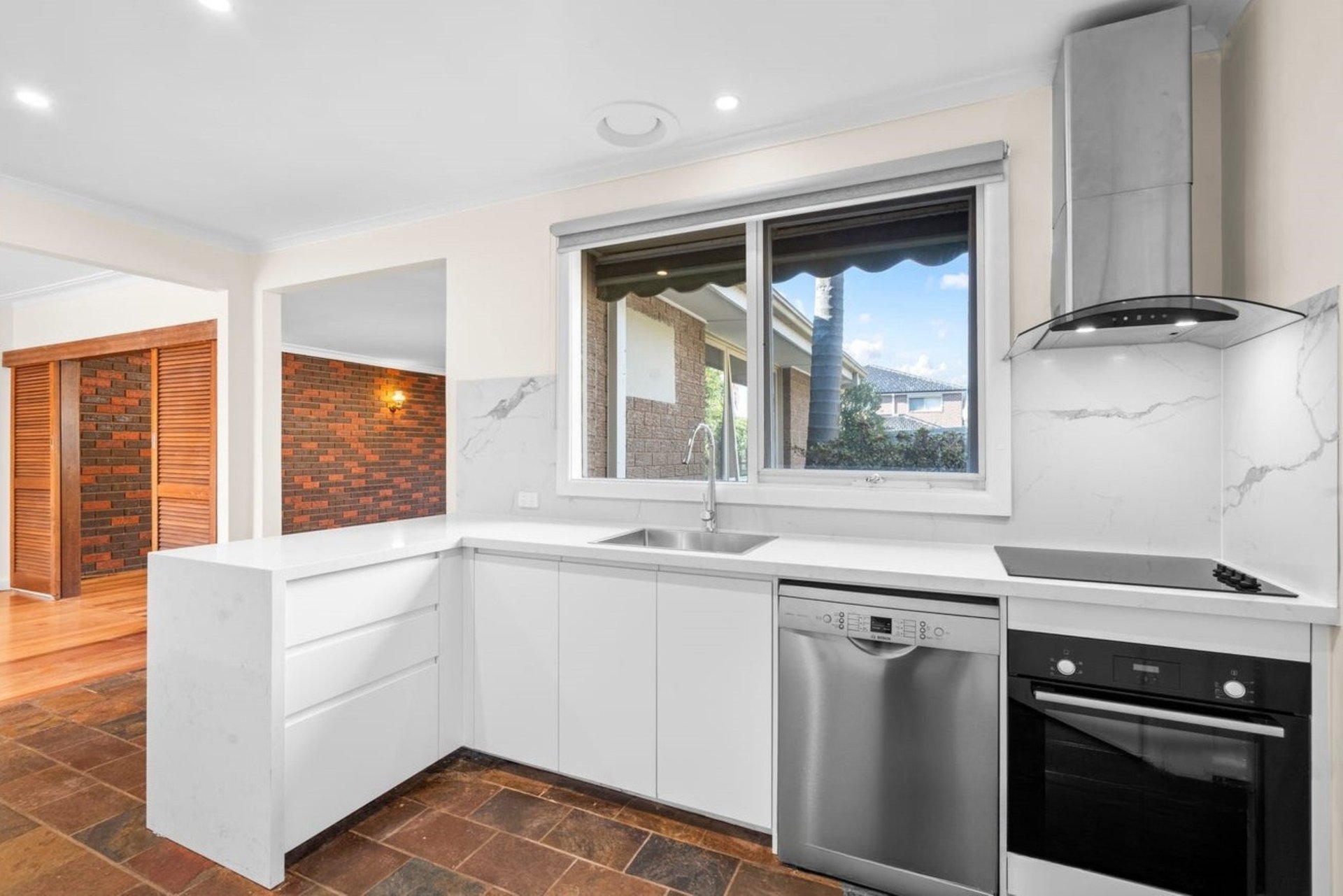 20 Kennon Street, Doncaster East image 4