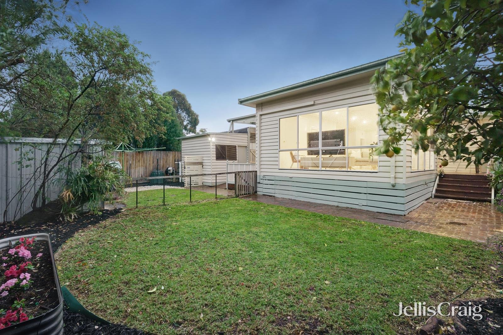 20 Kerr Street, Blackburn image 11
