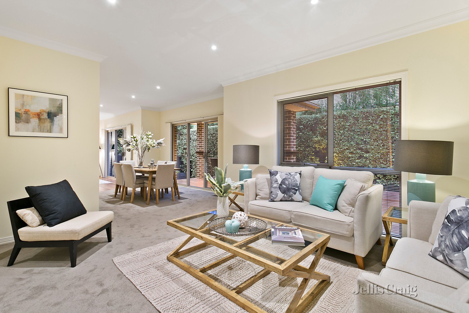 20 Kingswood Rise, Box Hill South image 2
