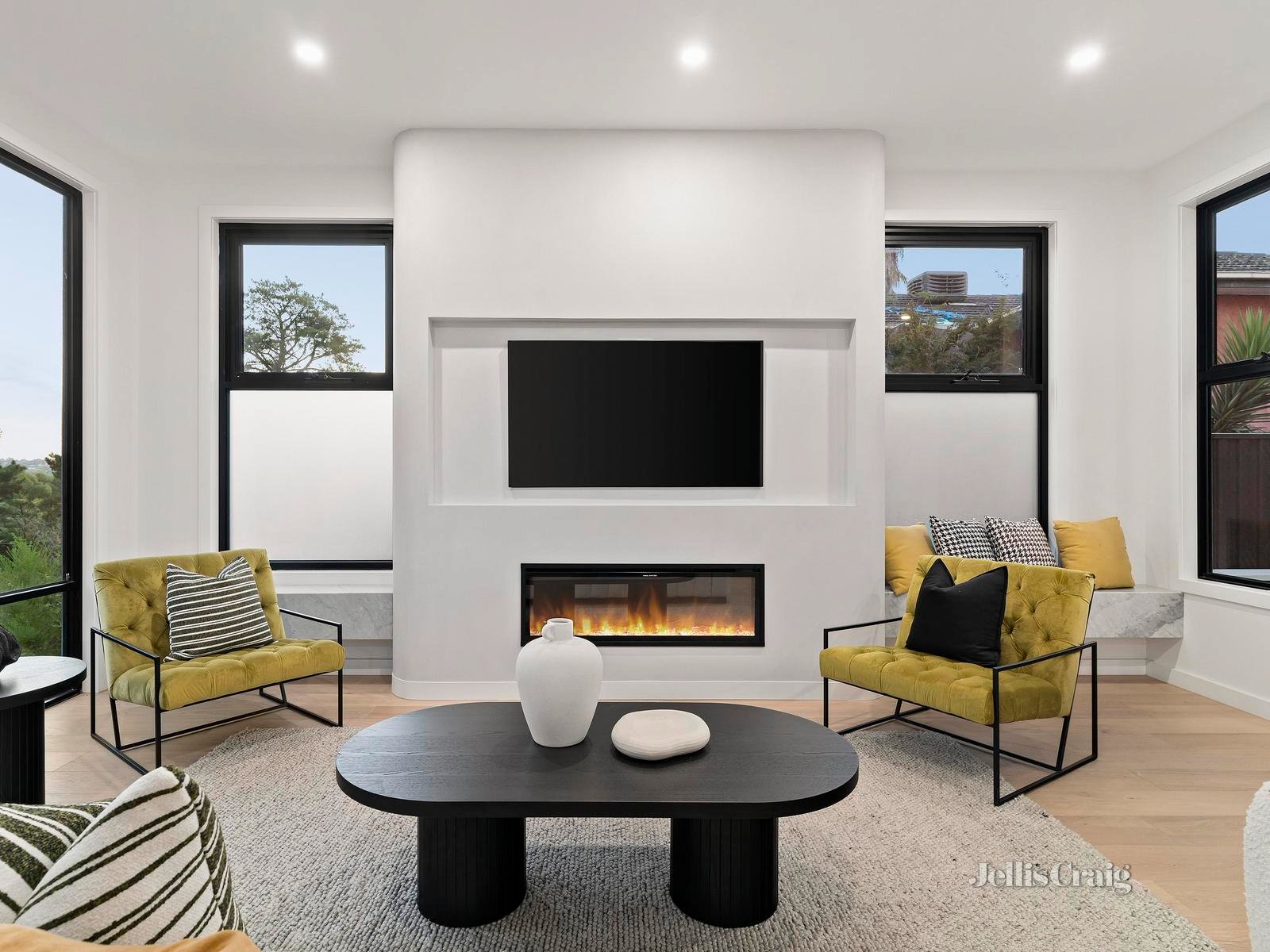 20 Larkspur Avenue, Doncaster image 3
