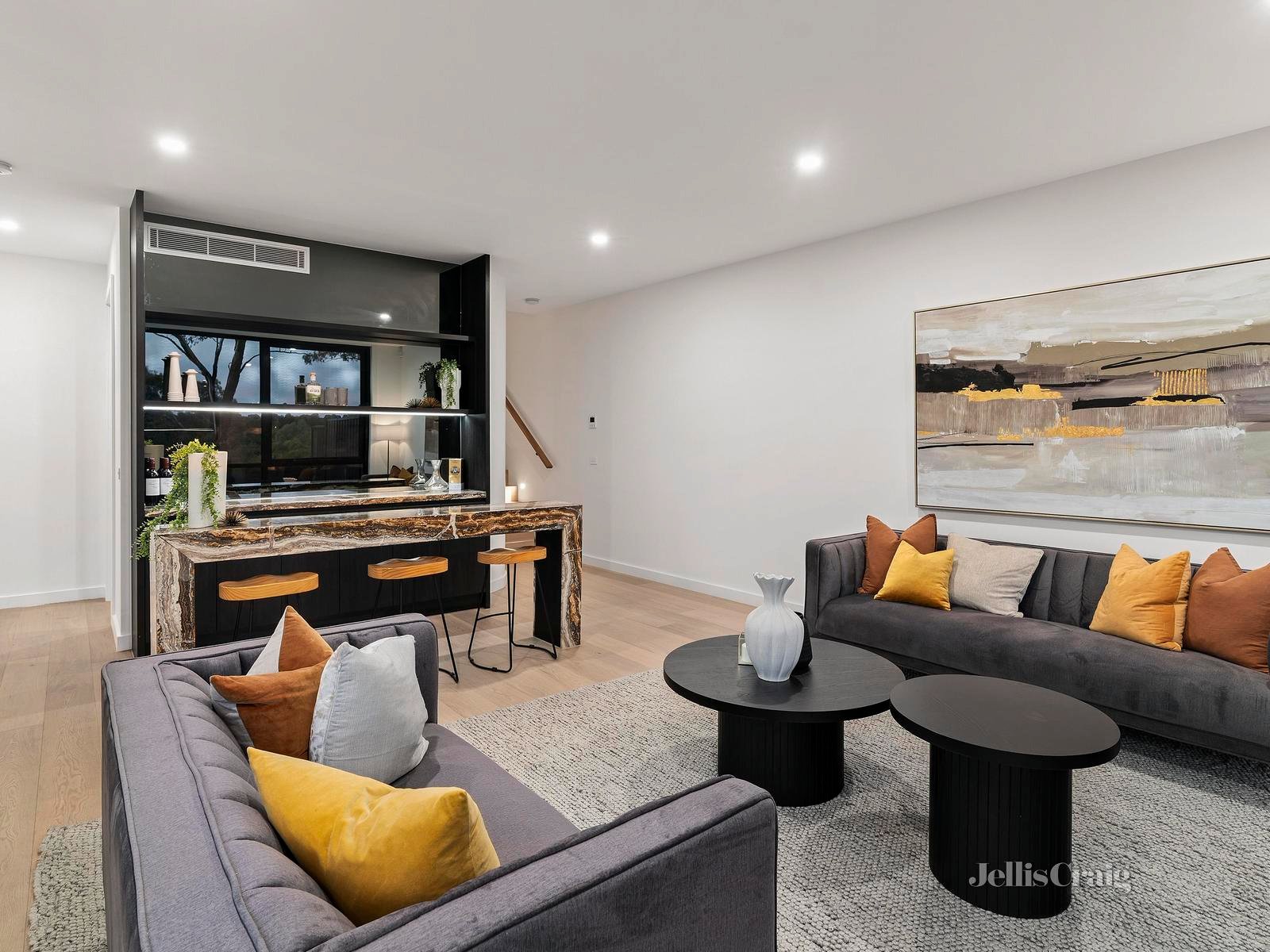 20 Larkspur Avenue, Doncaster image 4