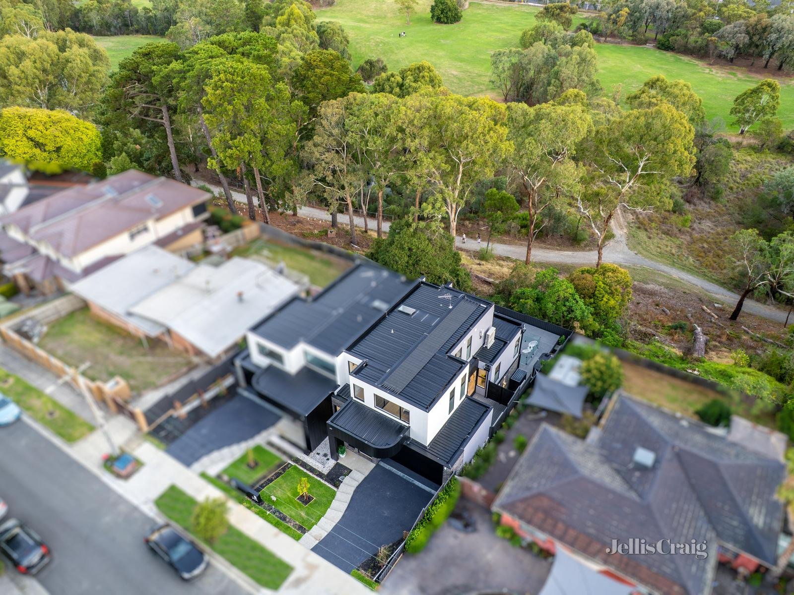 20 Larkspur Avenue, Doncaster image 18