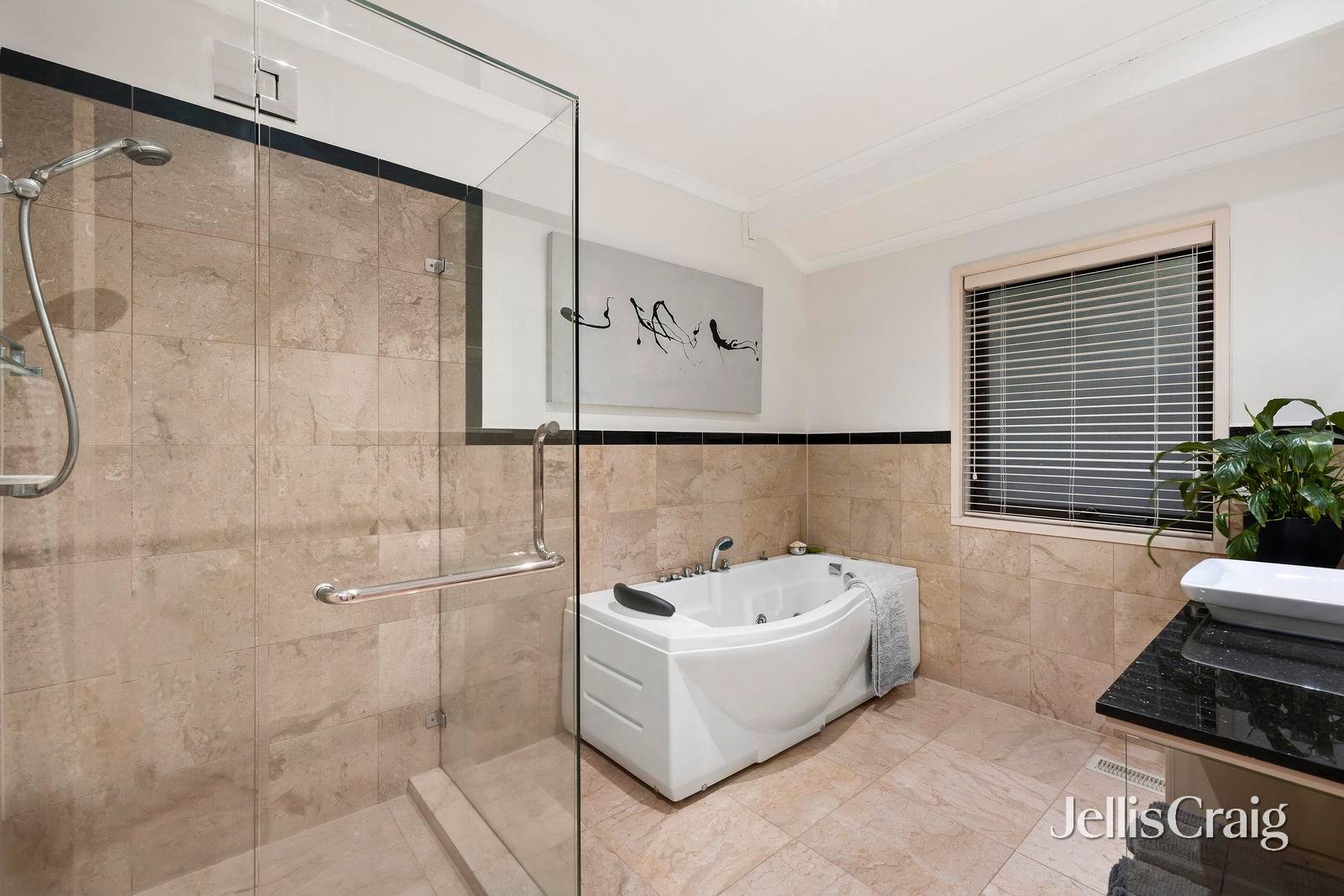 20 Larne Avenue, Donvale image 18