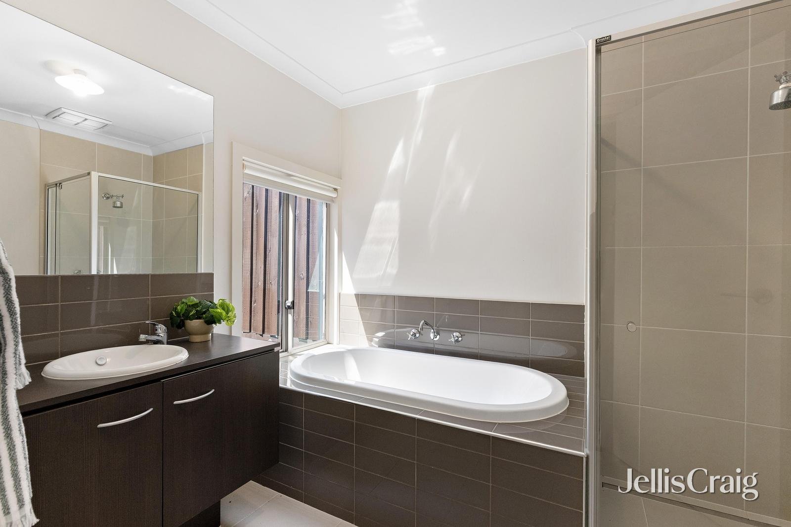 20 Laughlin Avenue, Nunawading image 10