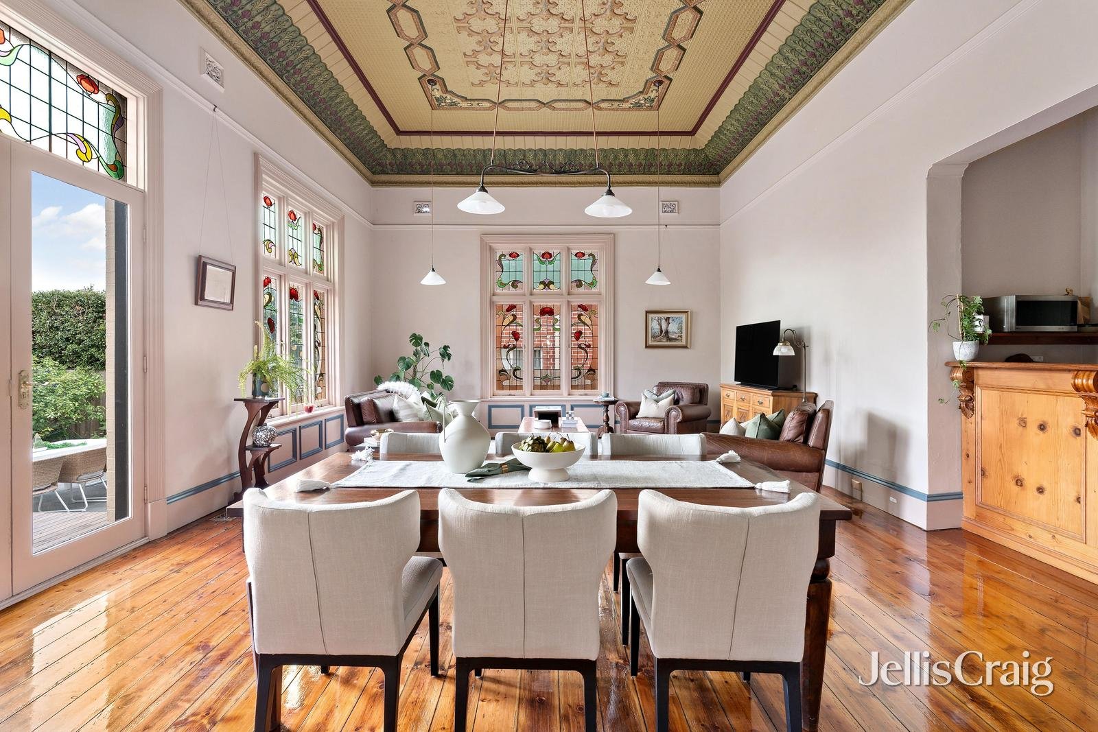 20 Laura Street, Moonee Ponds image 2