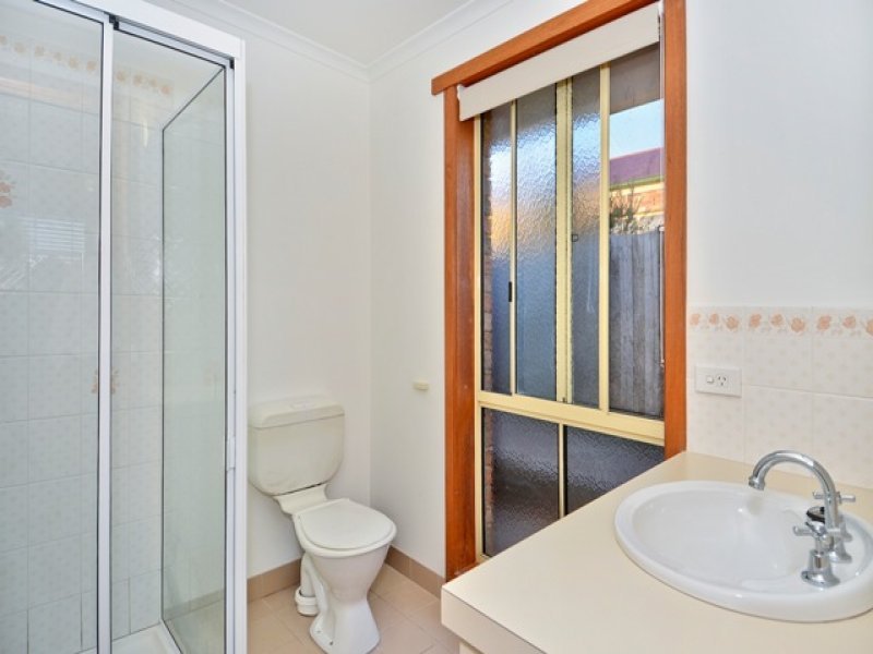 20 Leicester Mews, Leopold image 11
