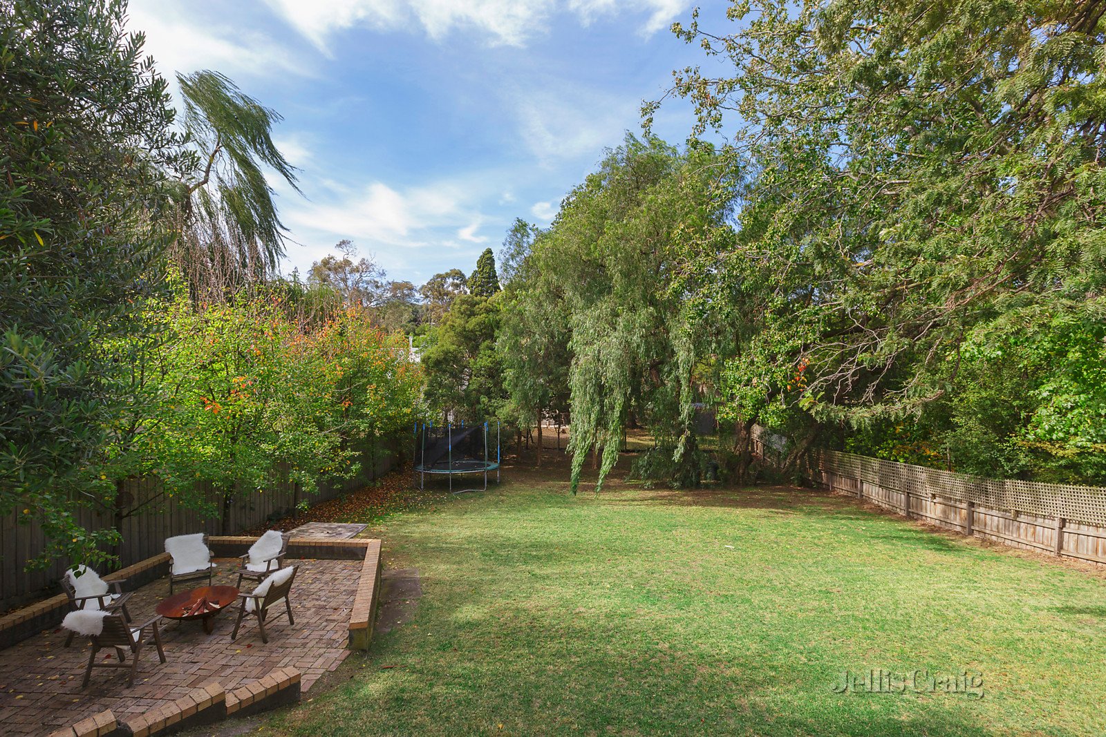 20 Locksley Road, Ivanhoe image 2