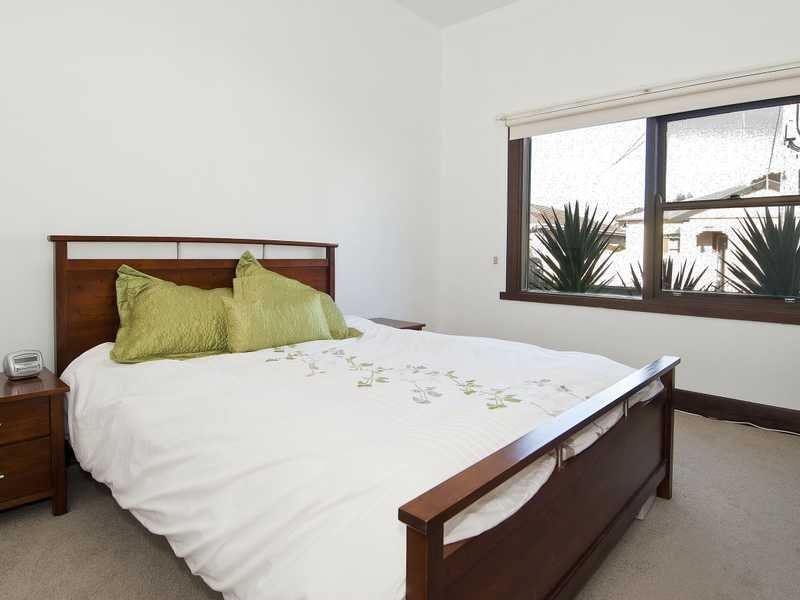 20 Loftus Street, East Geelong image 4