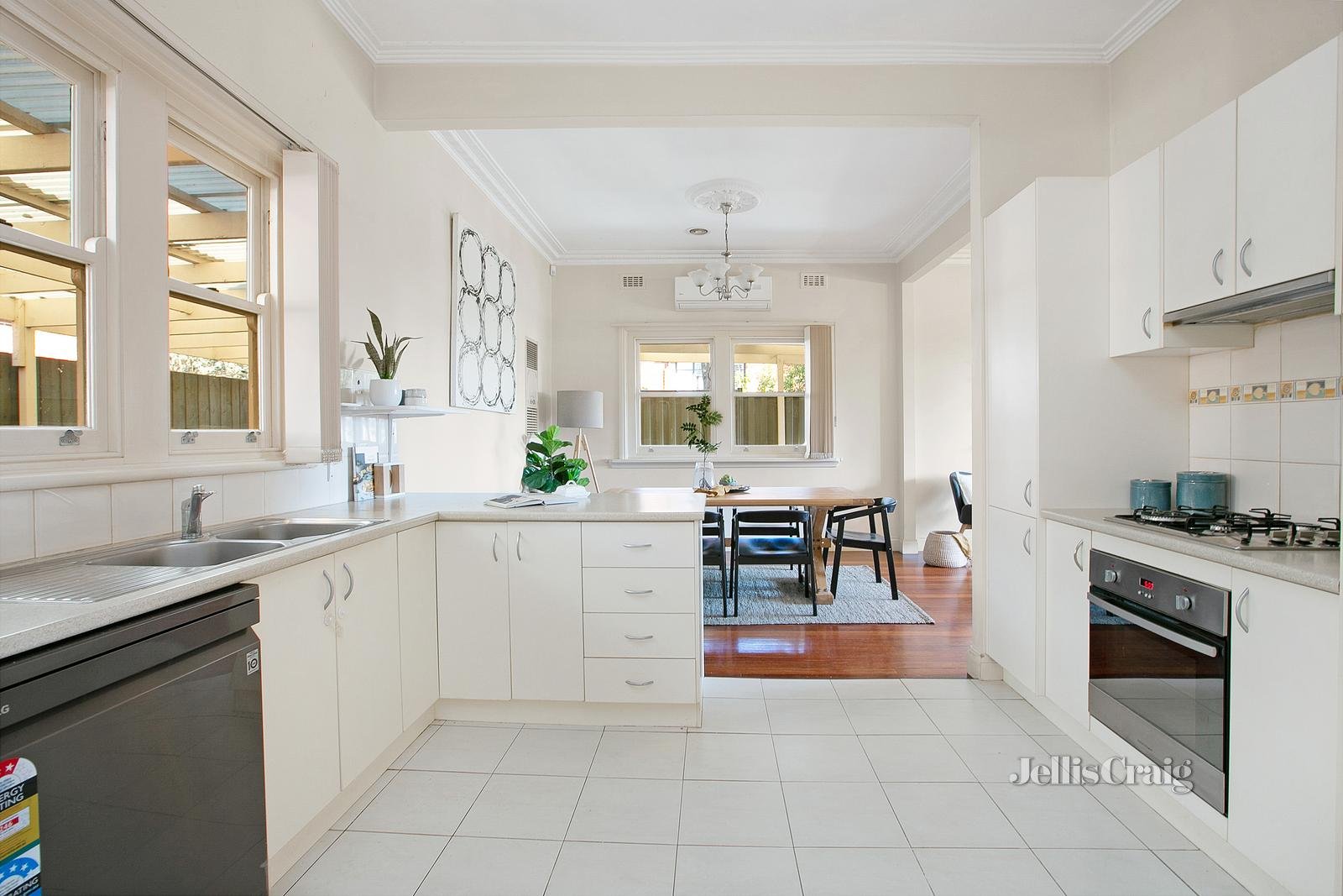 20 Looker Road, Montmorency image 7