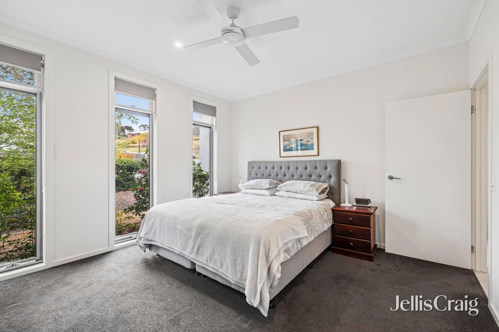 20 Lushington Rise, Mckenzie Hill image 4