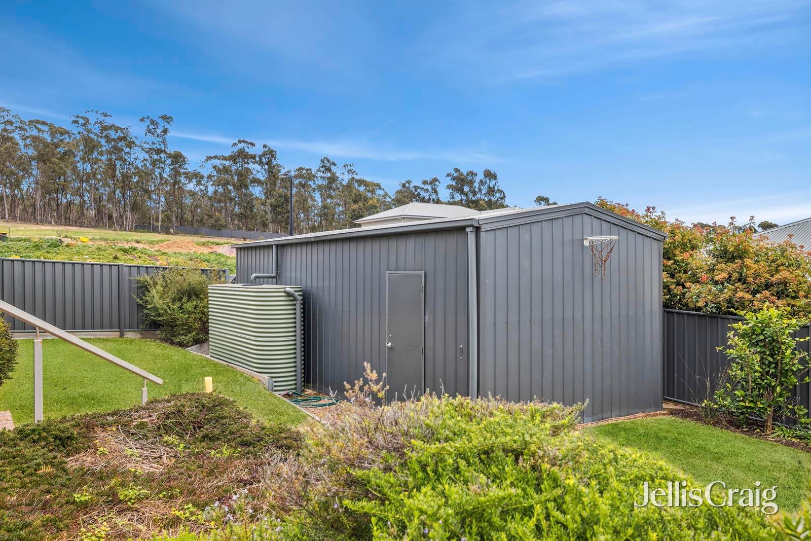 20 Lushington Rise, Mckenzie Hill image 14