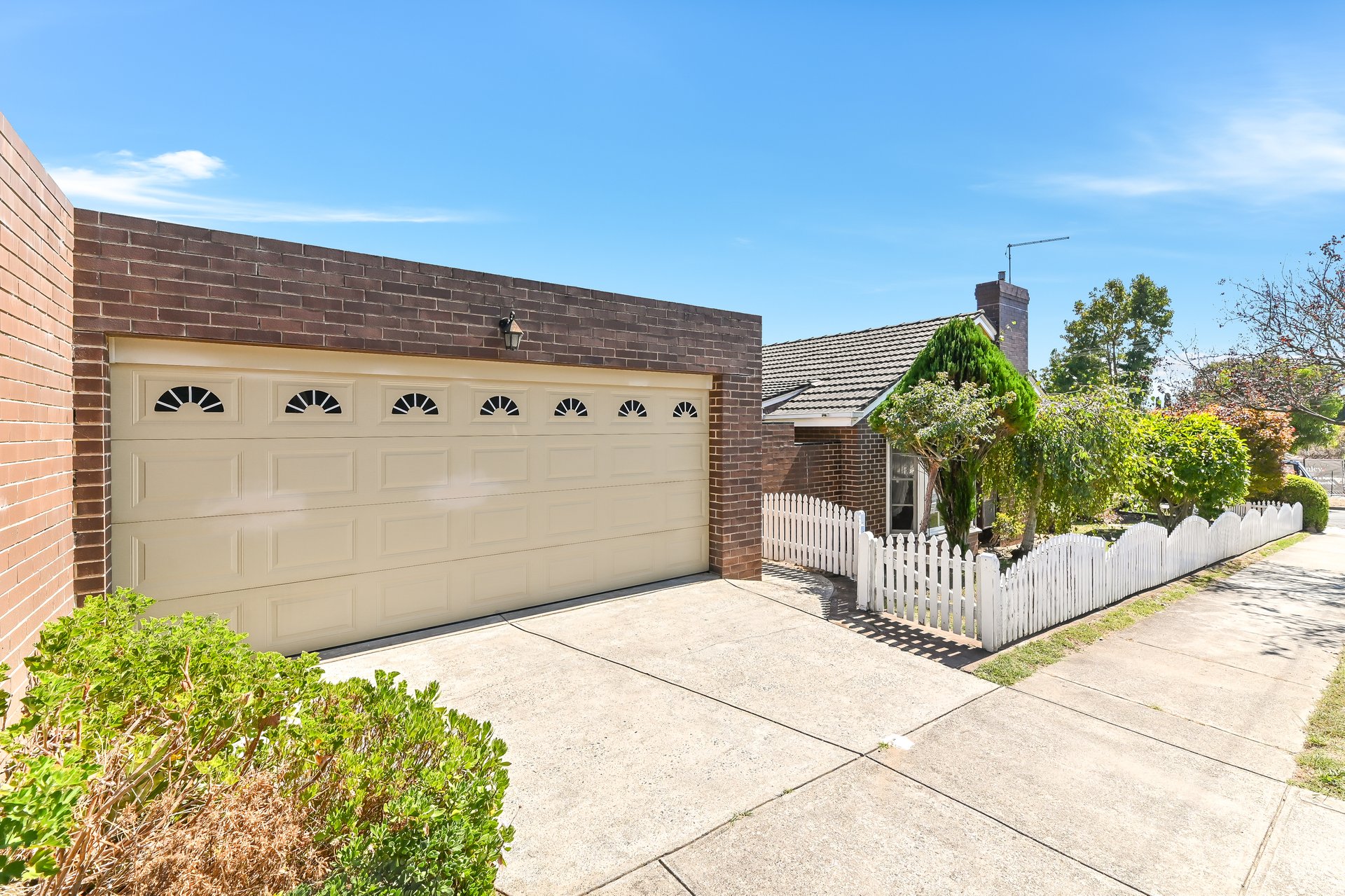 20 Lynden Grove, Mount Waverley image 15