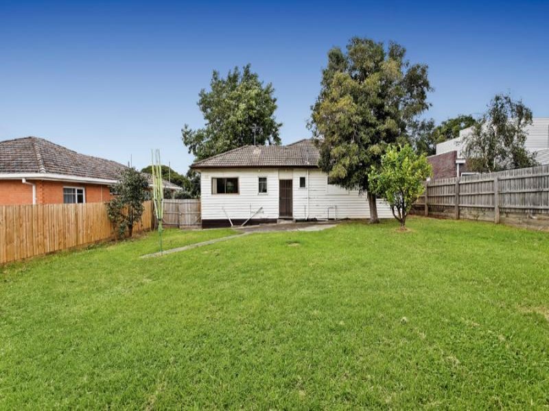 20 Lyndhurst Crescent, Box Hill North image 6