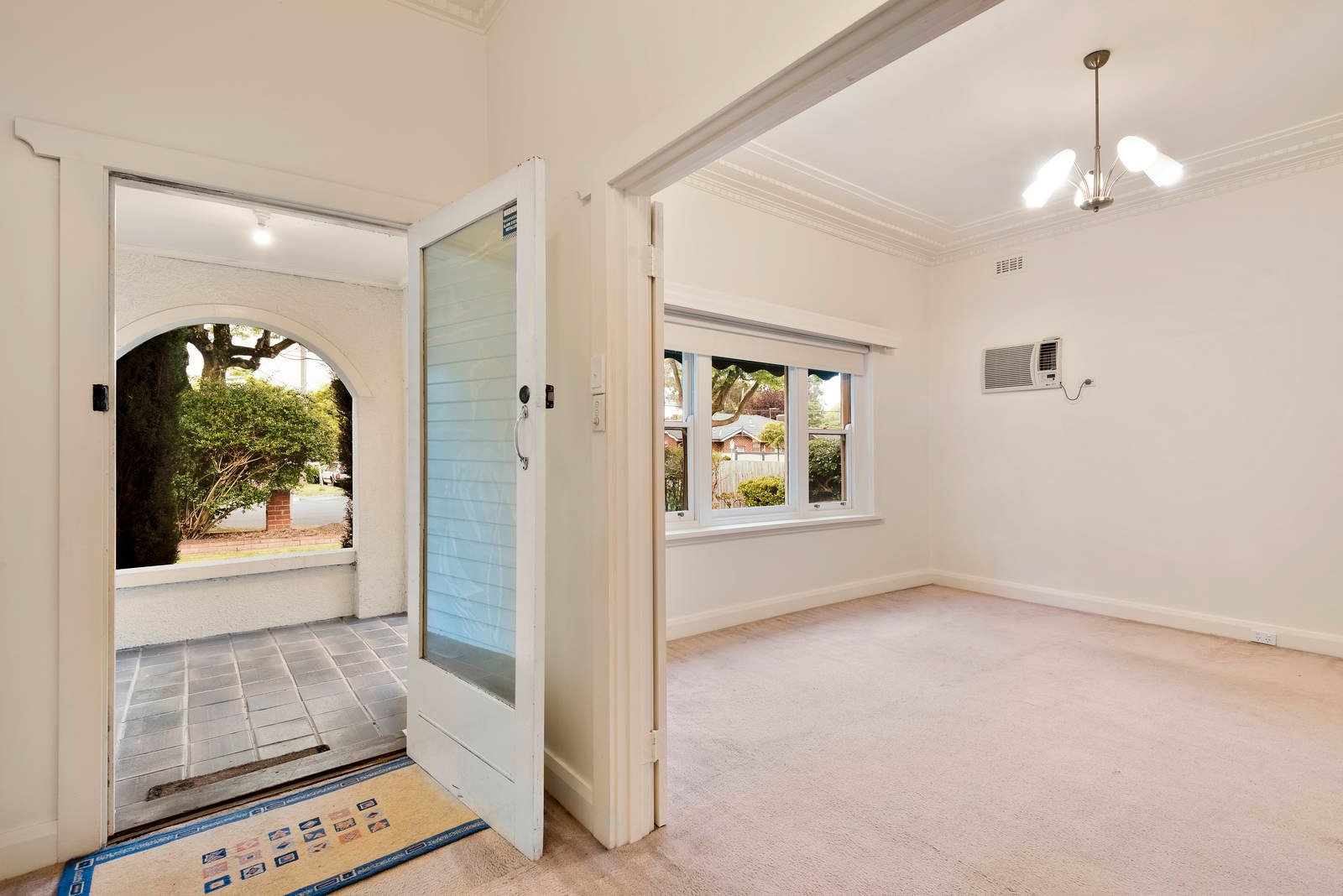 Property Gallery Thumbnail 3