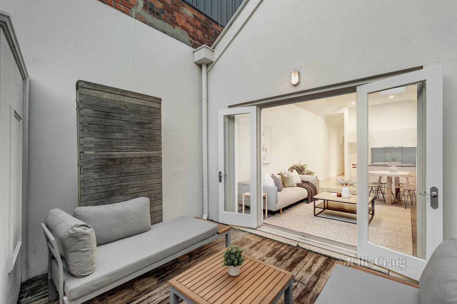 20 Merton Street, Albert Park image 11