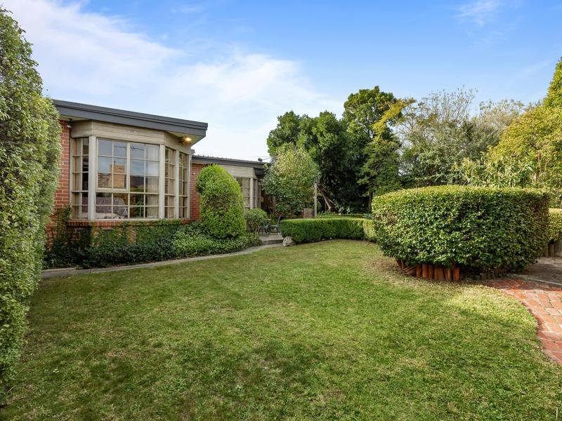 20 Molden Street, Bentleigh East image 12