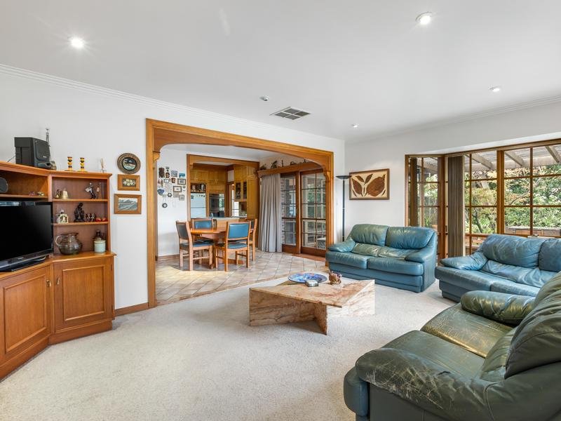 20 Molden Street, Bentleigh East image 8