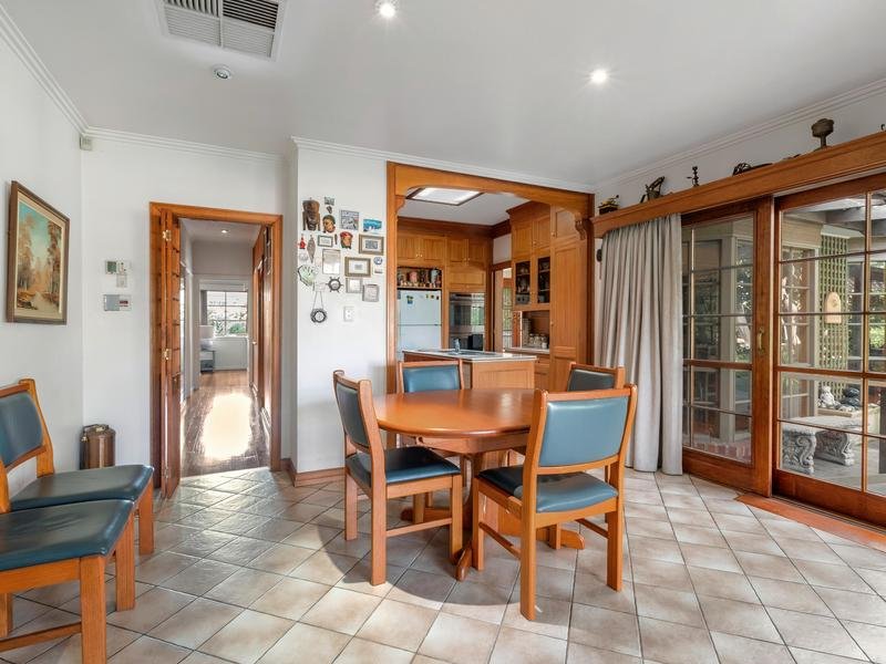 20 Molden Street, Bentleigh East image 5