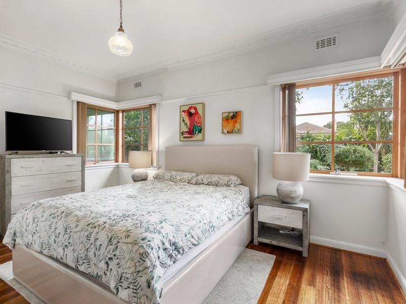 20 Molden Street, Bentleigh East image 9