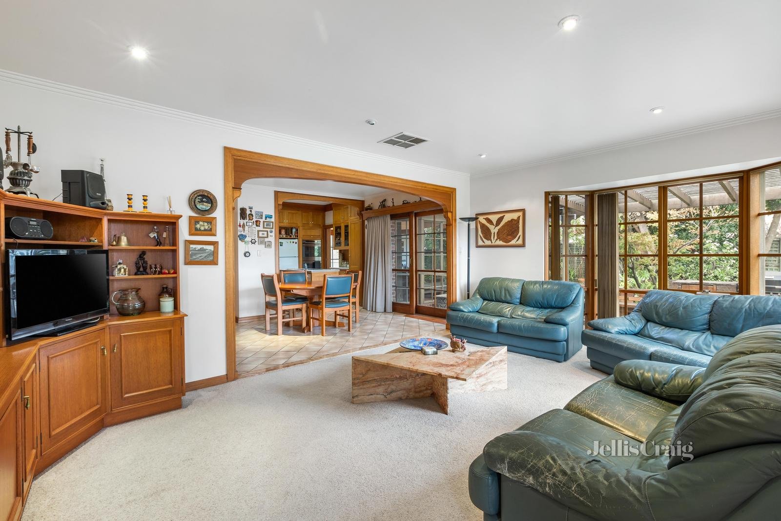 20 Molden Street, Bentleigh East image 2