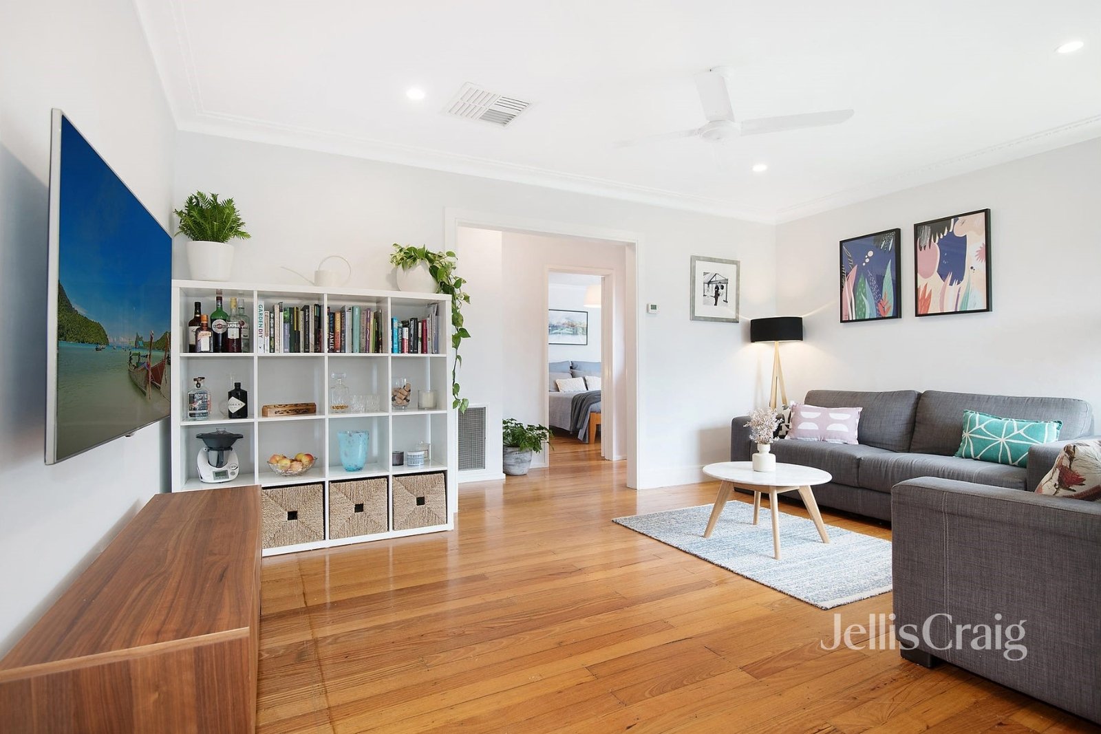 20 Myddleton Drive, Viewbank image 4