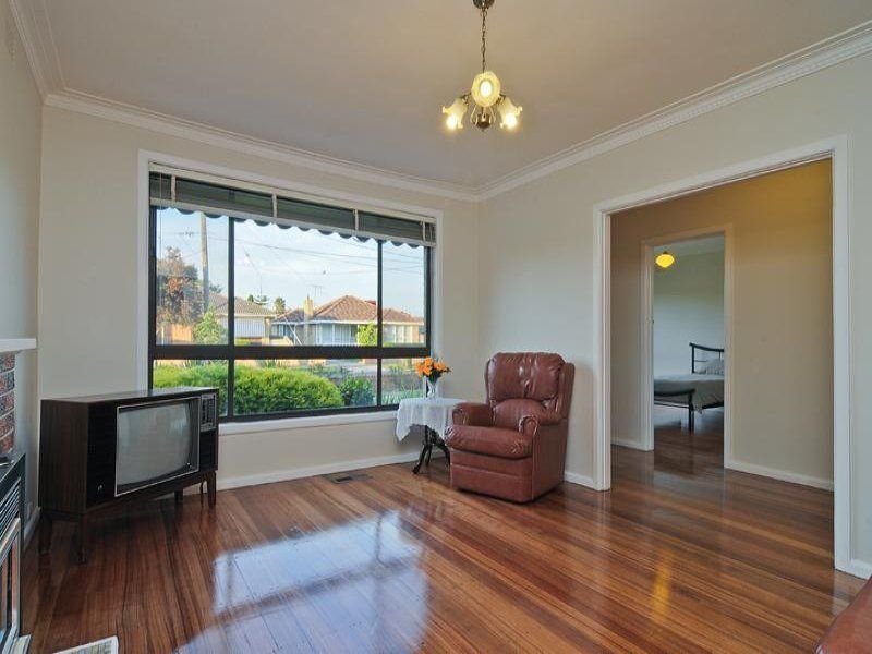 20 Neal Court, Altona North image 2