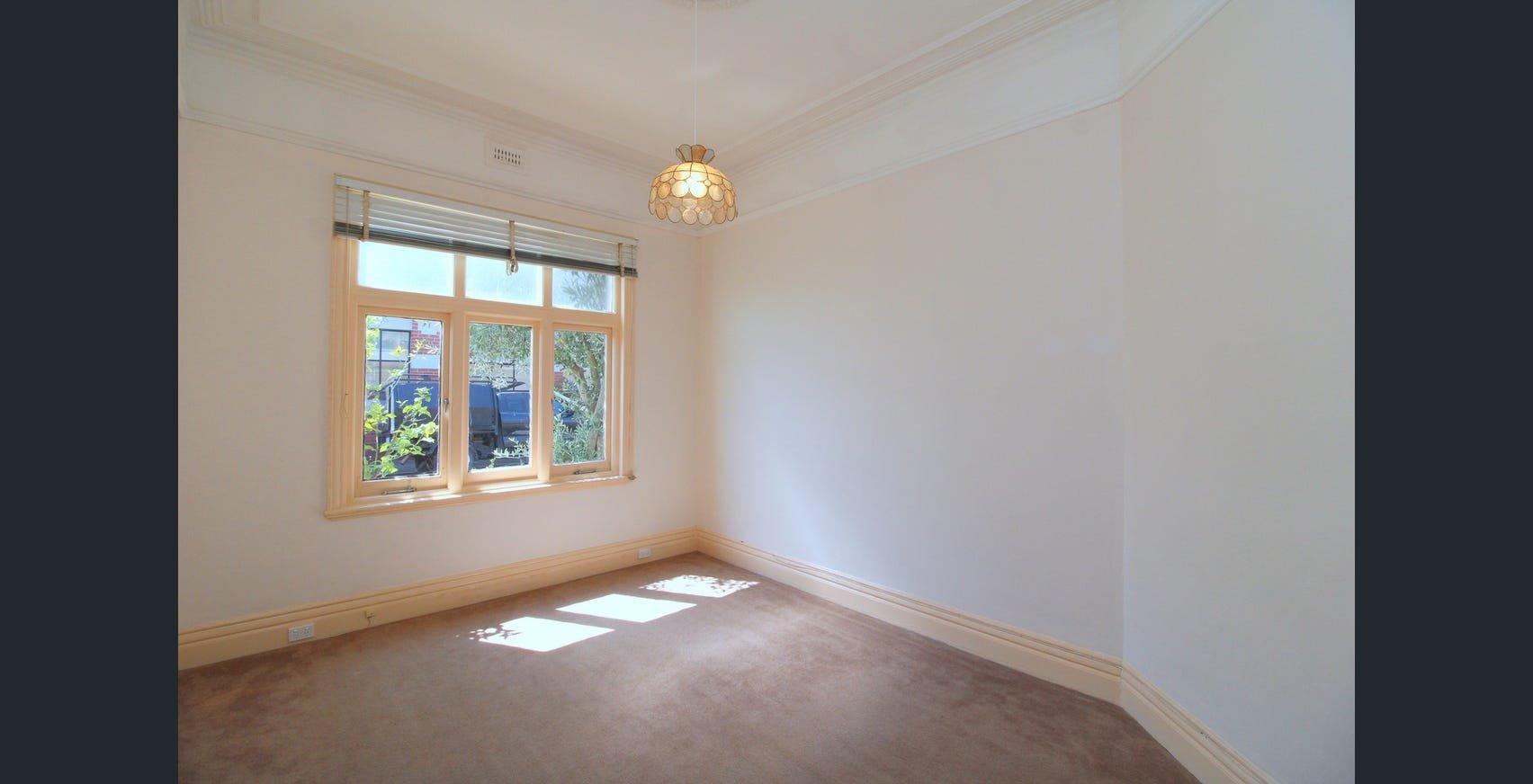 20 Neville Street, Albert Park image 5