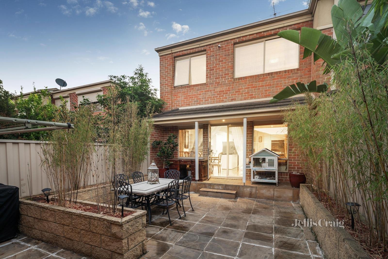 20 Oriel Road, Ivanhoe image 2