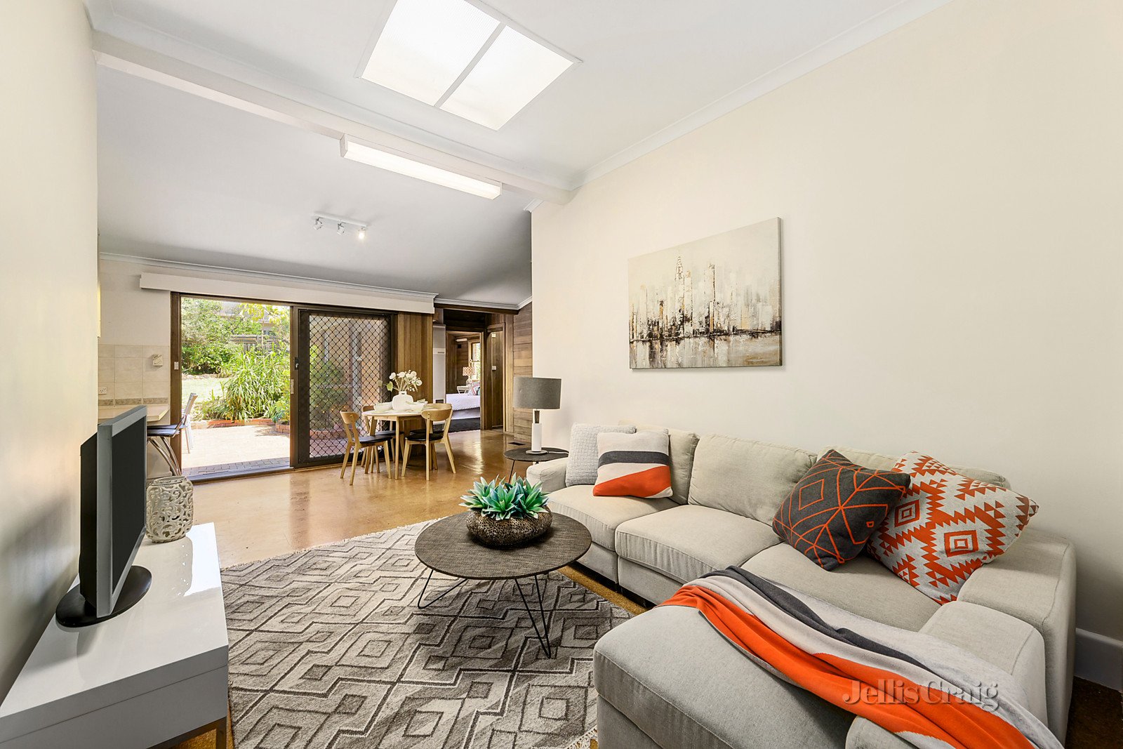 20 Orrong Crescent, Camberwell image 4