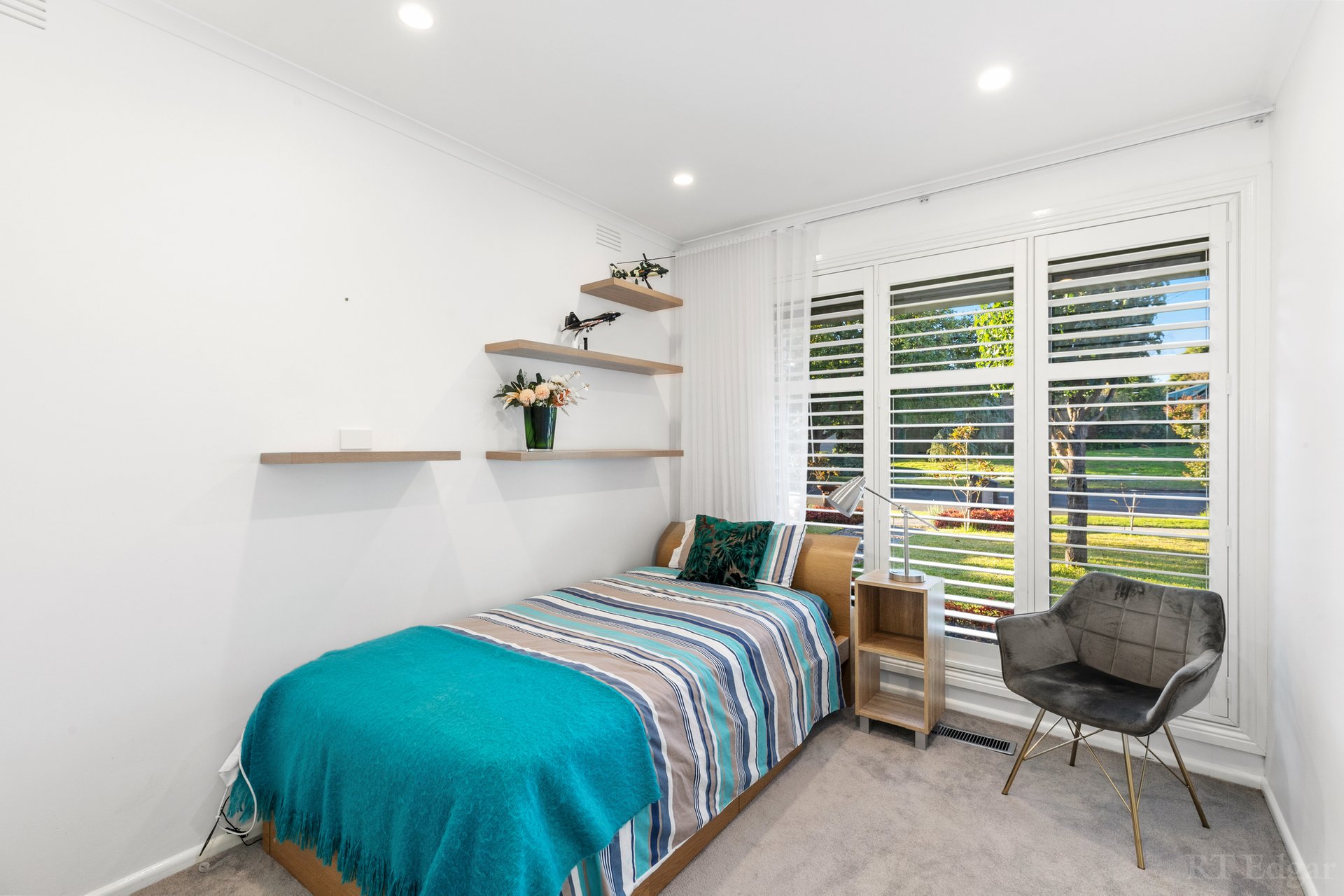 Property Gallery Thumbnail 12