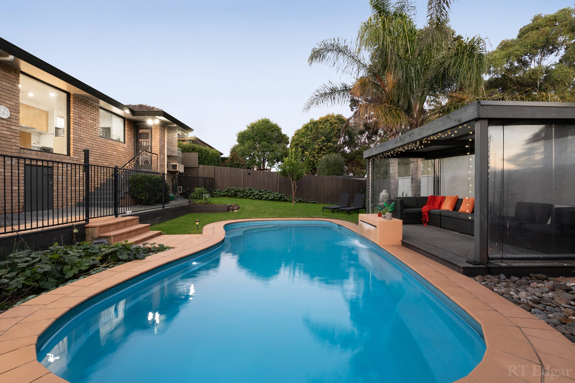 Property Gallery Thumbnail 17