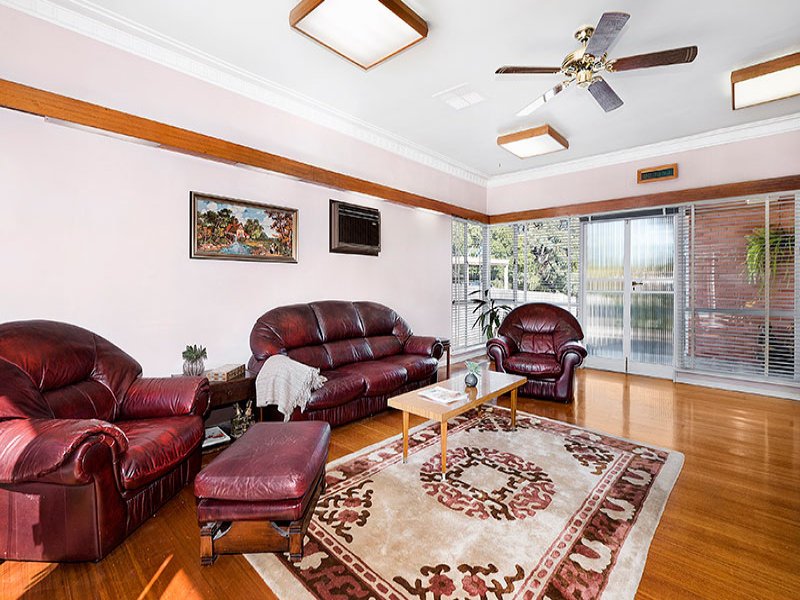 20 Packham Street, Box Hill North image 3