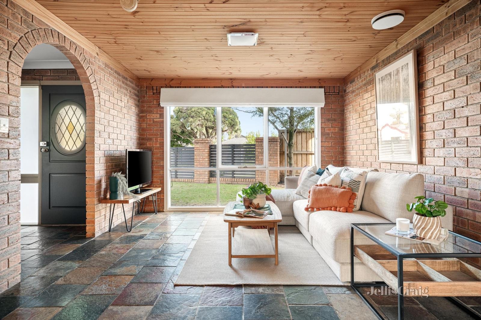 20 Pankina Court, Dingley Village image 3