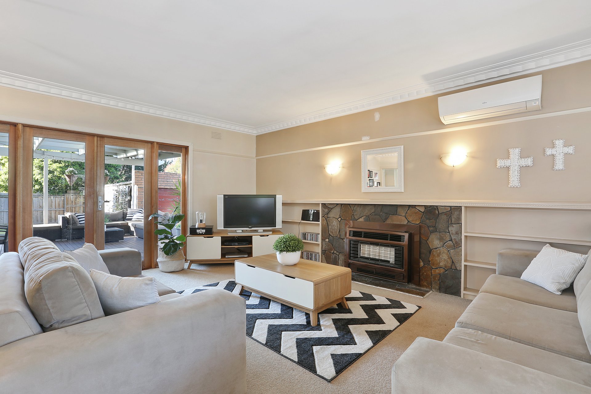 20 Panorama Road, Herne Hill image 3