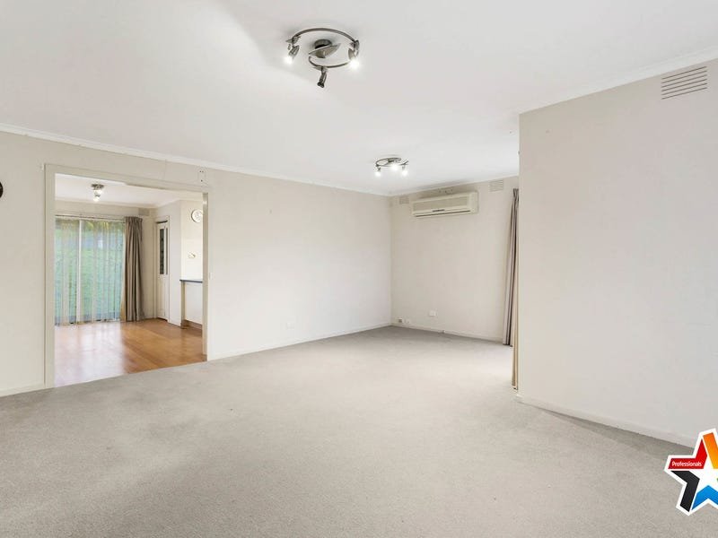 20 Parkvalley Drive, Chirnside Park image 4