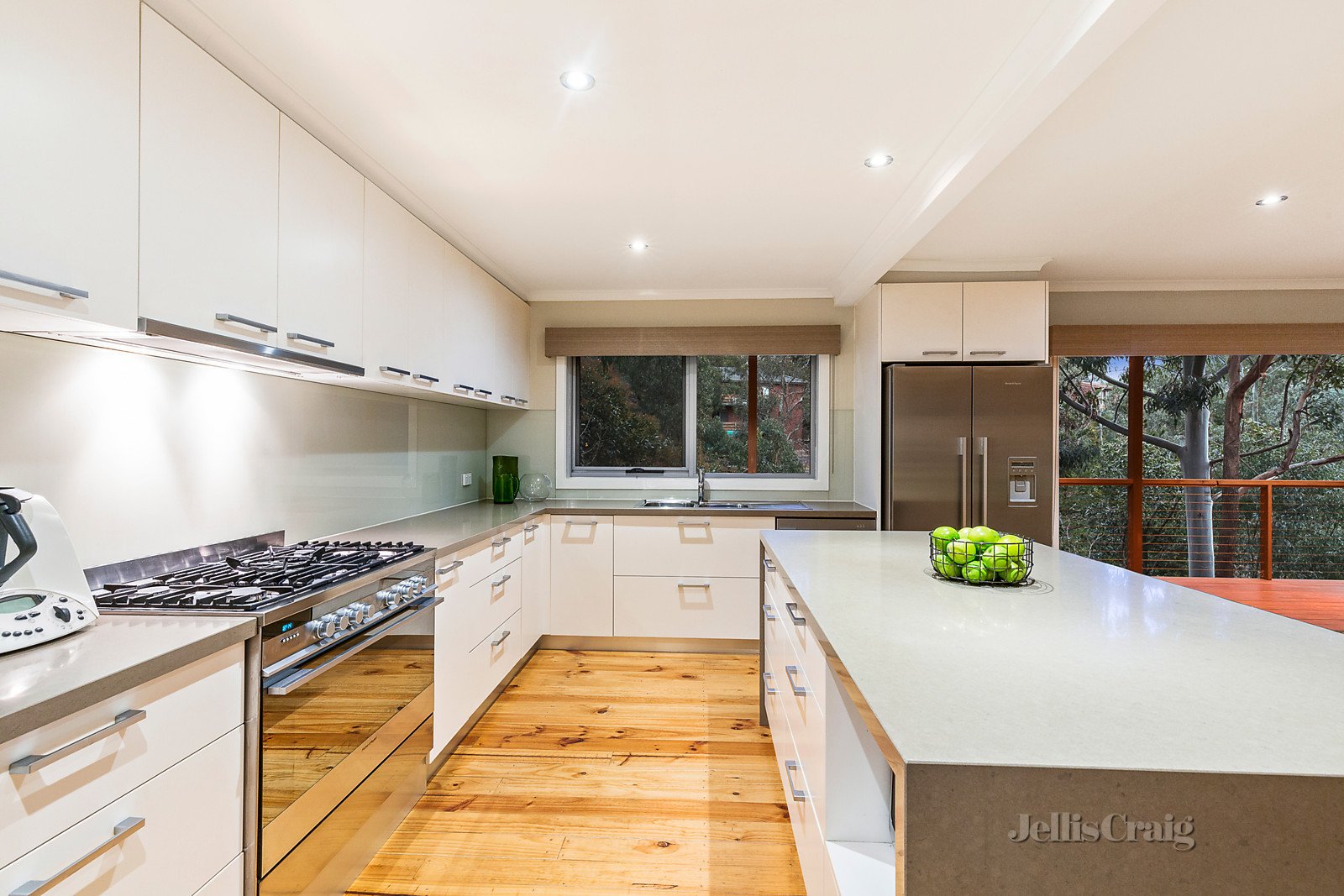 20 Pembroke Street, Greensborough image 3