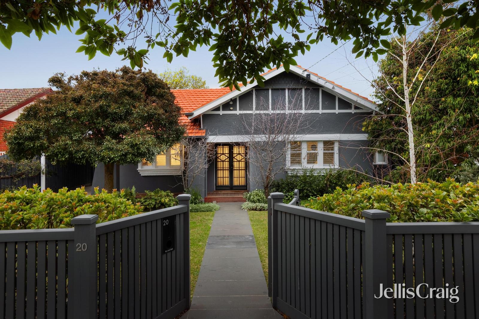 20 Queen Street, Ormond image 1