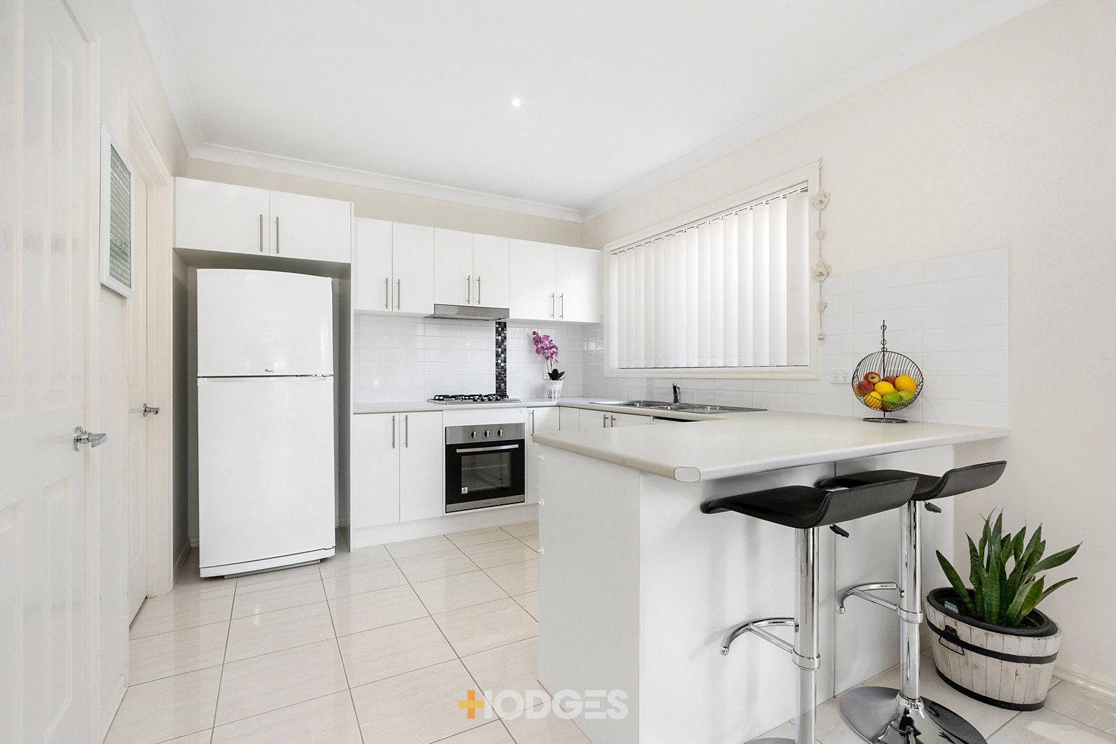 20 Raymond George Place, Lara image 5