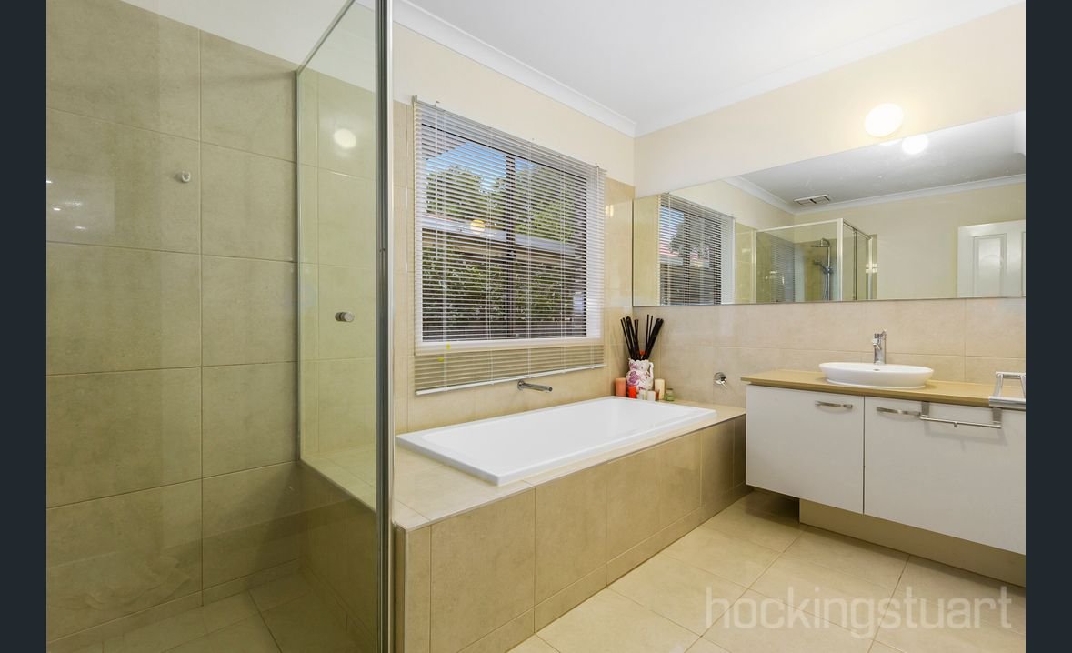 20 Rotherwood Drive, Malvern East image 5